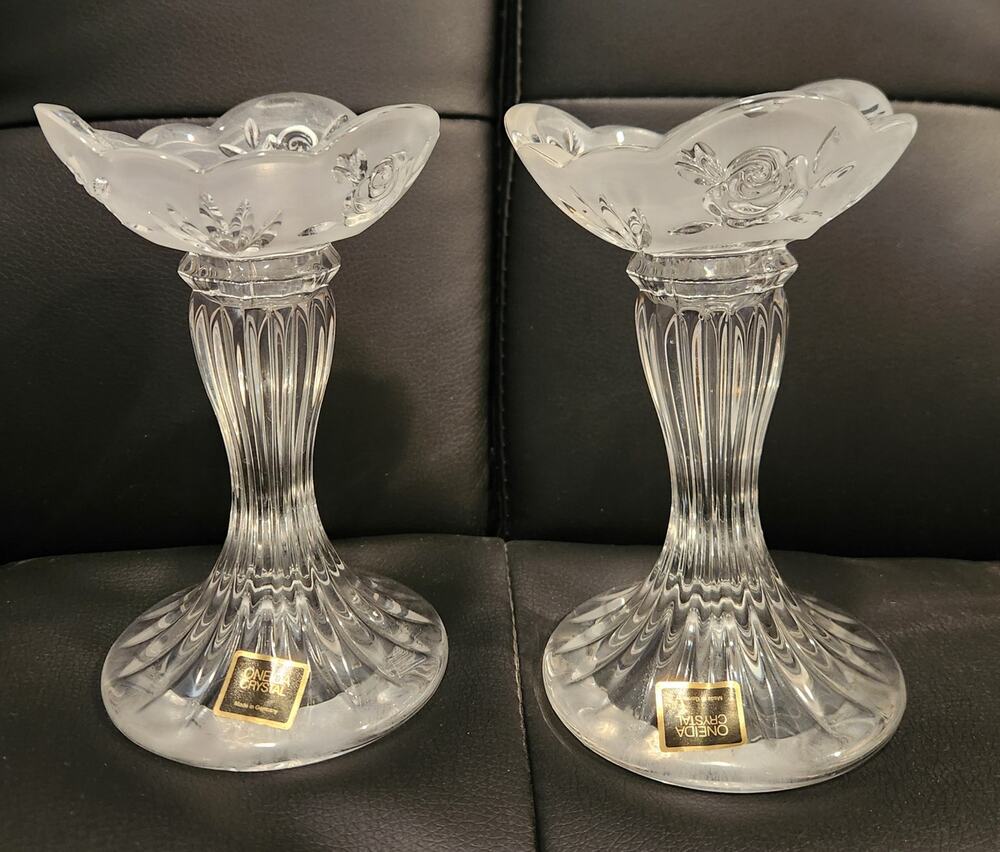 Vintage Oneida Southern Garden Set of 2 Candlesticks Crystal Candle Holders